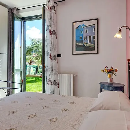 Apartment Le Margherite - Slr264 By Interhome Costarainera