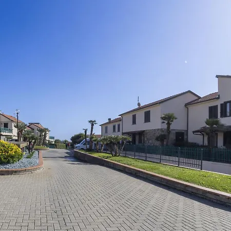 Le Margherite - Slr264 By Interhome * Costarainera